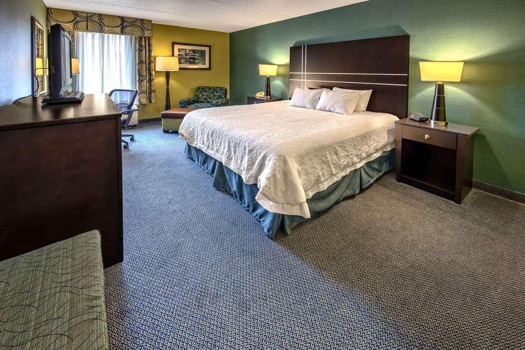 Hampton Inn Greensburg Quarto foto