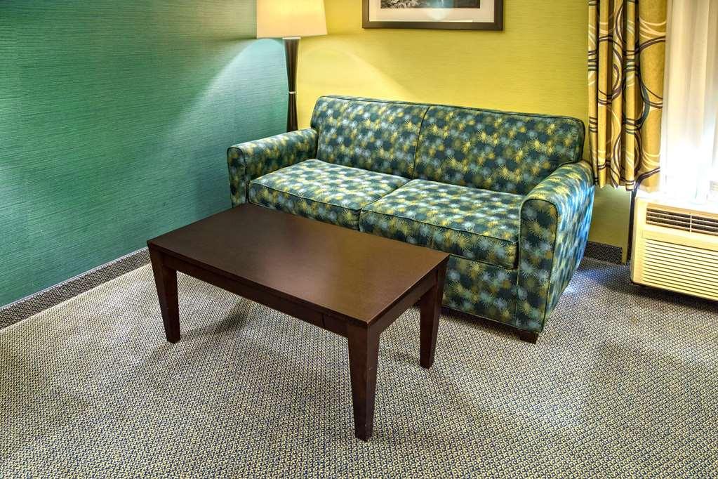 Hampton Inn Greensburg Quarto foto